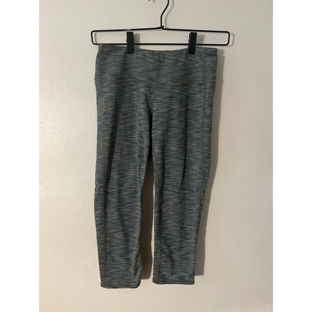 Athleta Micro Stripe Green Capri Leggings, Small